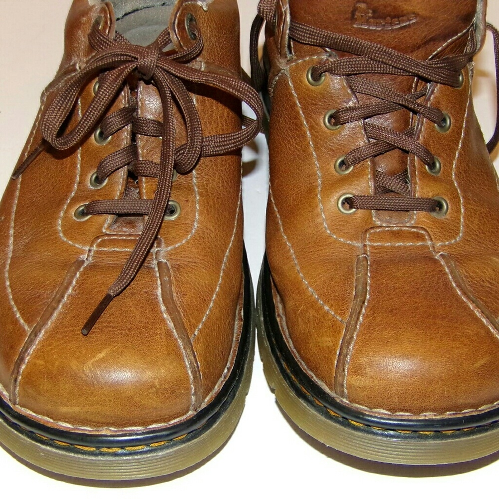 Mens size 12 US leather Doc Martens shoes brown